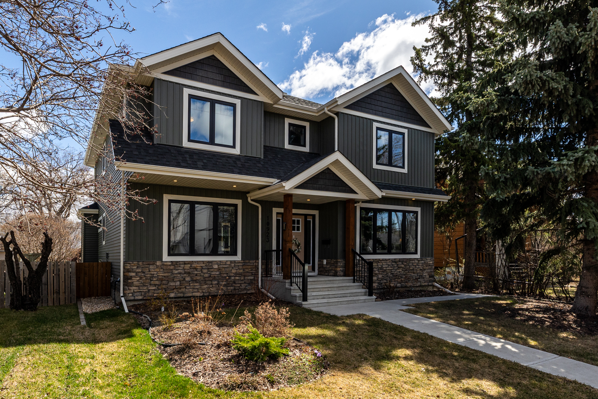 Just Listed in Westmount, Edmonton: Custom Luxury Home with Over 4,100 Sq Ft of Living Space